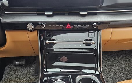 KIA Carnival, 2023 год, 4 990 000 рублей, 14 фотография