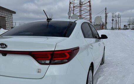 KIA Rio IV, 2019 год, 1 300 000 рублей, 10 фотография