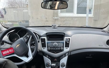 Chevrolet Cruze II, 2011 год, 730 000 рублей, 5 фотография