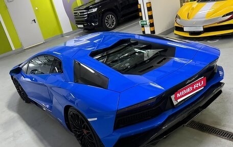 Lamborghini Aventador I рестайлинг, 2017 год, 36 800 000 рублей, 7 фотография