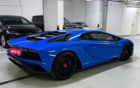 Lamborghini Aventador I рестайлинг, 2017 год, 36 800 000 рублей, 12 фотография