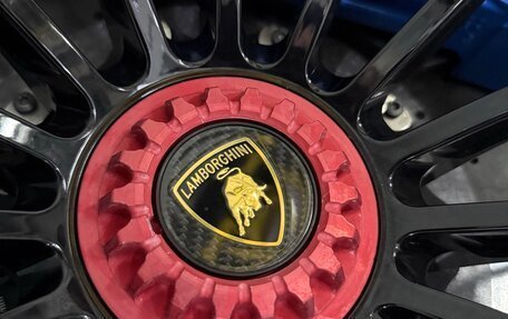 Lamborghini Aventador I рестайлинг, 2017 год, 36 800 000 рублей, 25 фотография