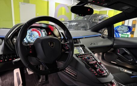 Lamborghini Aventador I рестайлинг, 2017 год, 36 800 000 рублей, 30 фотография