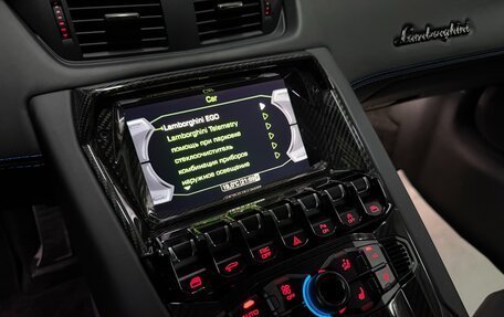 Lamborghini Aventador I рестайлинг, 2017 год, 36 800 000 рублей, 37 фотография