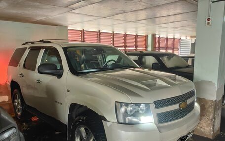 Chevrolet Tahoe III, 2012 год, 2 000 000 рублей, 2 фотография