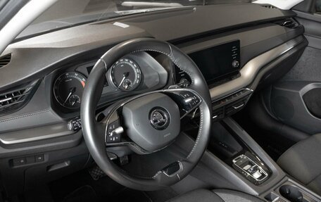 Skoda Octavia IV, 2021 год, 2 415 000 рублей, 5 фотография