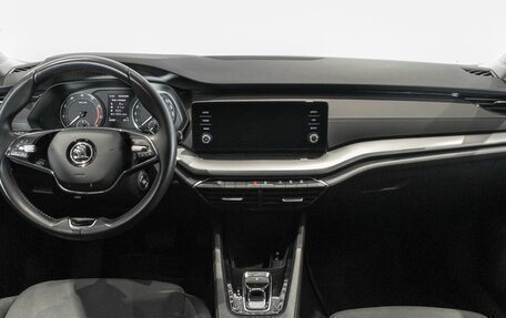 Skoda Octavia IV, 2021 год, 2 415 000 рублей, 6 фотография