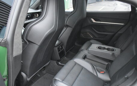 Porsche Taycan I, 2020 год, 13 490 000 рублей, 17 фотография