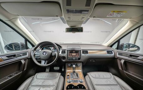 Volkswagen Touareg III, 2015 год, 3 195 000 рублей, 12 фотография