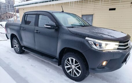 Toyota Hilux VIII, 2015 год, 2 795 000 рублей, 1 фотография
