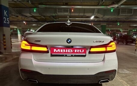 BMW 5 серия, 2022 год, 6 400 000 рублей, 11 фотография