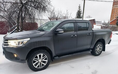Toyota Hilux VIII, 2015 год, 2 795 000 рублей, 5 фотография