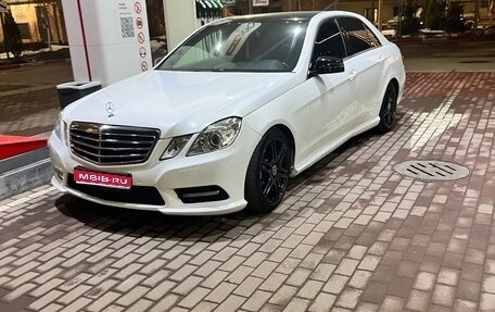 Mercedes-Benz E-Класс, 2012 год, 1 220 000 рублей, 1 фотография