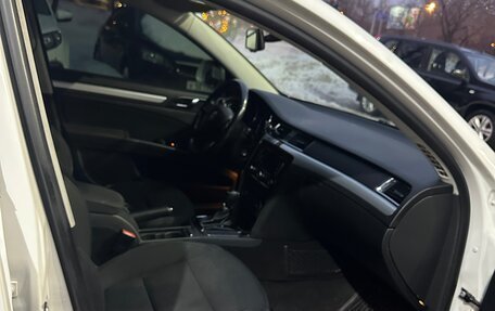 Skoda Superb III рестайлинг, 2013 год, 800 000 рублей, 13 фотография