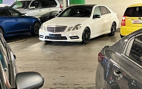 Mercedes-Benz E-Класс, 2012 год, 1 220 000 рублей, 2 фотография