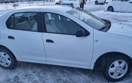 Renault Logan II, 2016 год, 380 000 рублей, 1 фотография