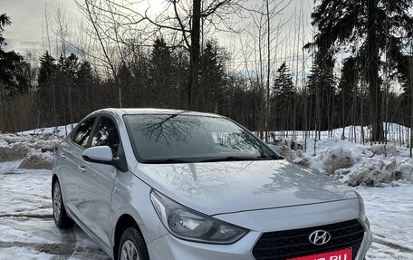 Hyundai Solaris II рестайлинг, 2018 год, 1 150 000 рублей, 1 фотография