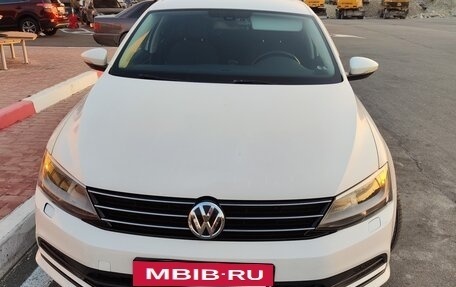 Volkswagen Jetta VI, 2015 год, 1 350 000 рублей, 1 фотография