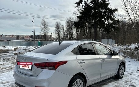 Hyundai Solaris II рестайлинг, 2018 год, 1 150 000 рублей, 4 фотография