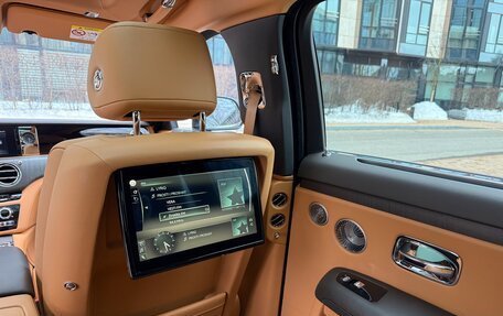 Rolls-Royce Ghost Series II рестайлинг, 2021 год, 26 900 000 рублей, 28 фотография