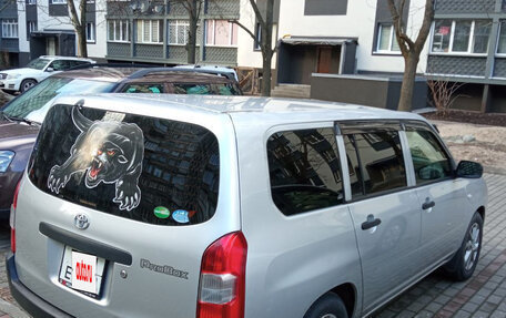 Toyota Probox I, 2016 год, 900 000 рублей, 8 фотография