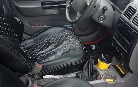 KIA Rio II, 2005 год, 200 000 рублей, 6 фотография