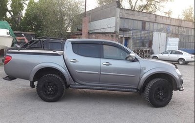 Mitsubishi L200 IV рестайлинг, 2014 год, 2 000 000 рублей, 1 фотография