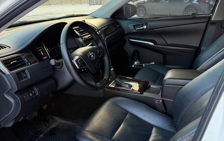 Toyota Camry, 2016 год, 1 930 000 рублей, 8 фотография