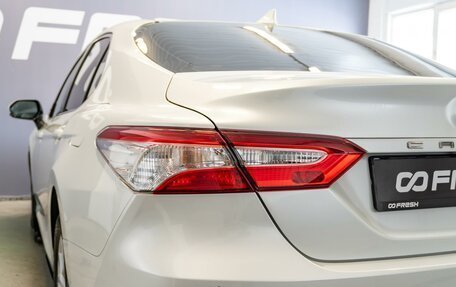 Toyota Camry, 2020 год, 2 850 000 рублей, 7 фотография