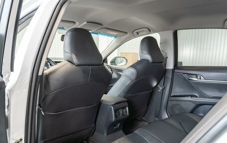 Toyota Camry, 2020 год, 2 850 000 рублей, 13 фотография