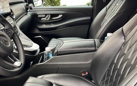 Mercedes-Benz V-Класс, 2022 год, 8 900 000 рублей, 5 фотография