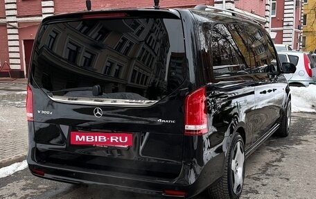 Mercedes-Benz V-Класс, 2022 год, 8 900 000 рублей, 4 фотография