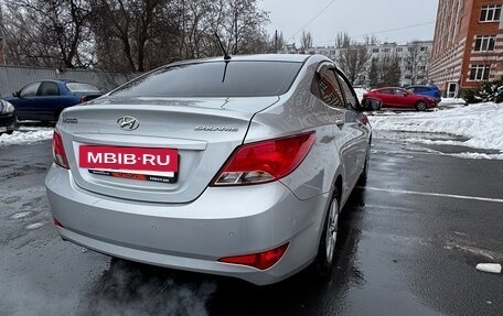 Hyundai Solaris II рестайлинг, 2015 год, 915 000 рублей, 6 фотография