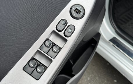 Hyundai Solaris II рестайлинг, 2015 год, 915 000 рублей, 14 фотография