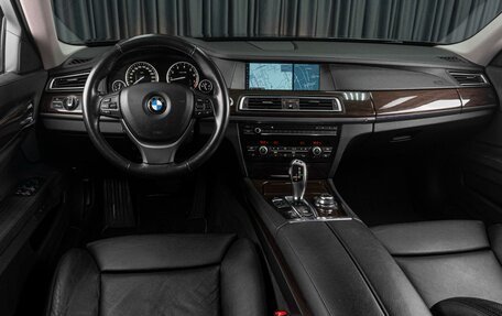 BMW 7 серия, 2011 год, 2 099 000 рублей, 12 фотография