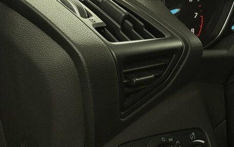 Ford Kuga III, 2016 год, 1 390 000 рублей, 9 фотография