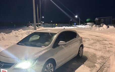 Opel Astra J, 2011 год, 750 000 рублей, 3 фотография