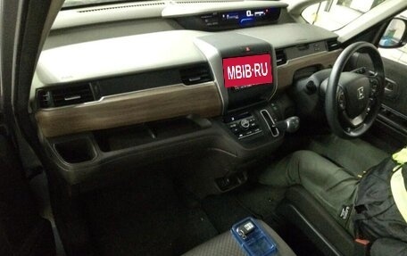 Honda Freed II, 2020 год, 1 600 000 рублей, 27 фотография