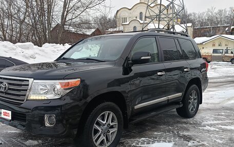 Toyota Land Cruiser 200, 2012 год, 2 950 000 рублей, 6 фотография