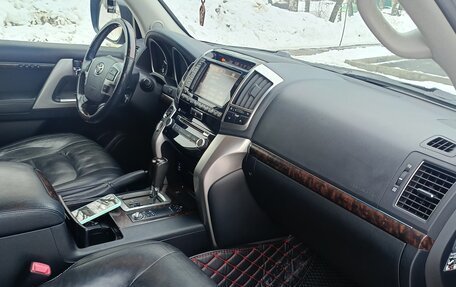 Toyota Land Cruiser 200, 2012 год, 2 950 000 рублей, 13 фотография
