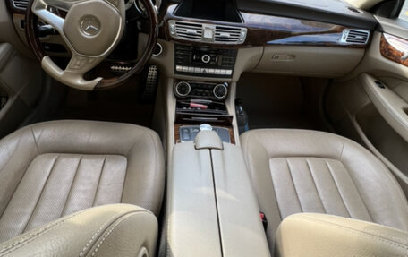 Mercedes-Benz CLS, 2012 год, 1 900 000 рублей, 6 фотография