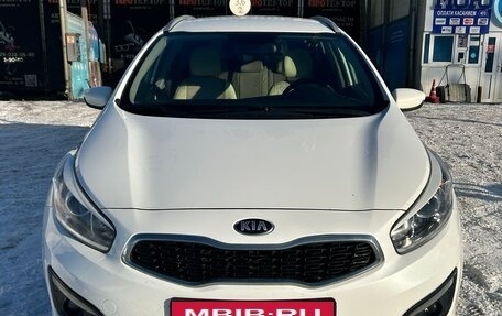 KIA cee'd III, 2016 год, 1 400 000 рублей, 2 фотография