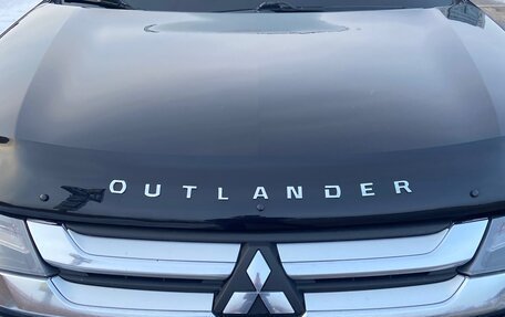 Mitsubishi Outlander III рестайлинг 3, 2017 год, 2 350 000 рублей, 4 фотография