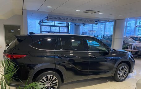 Toyota Highlander, 2025 год, 5 590 000 рублей, 9 фотография