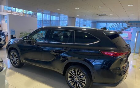 Toyota Highlander, 2025 год, 5 590 000 рублей, 10 фотография