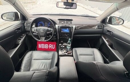 Toyota Camry, 2015 год, 1 890 000 рублей, 5 фотография