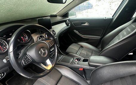Mercedes-Benz GLA, 2019 год, 2 200 000 рублей, 2 фотография