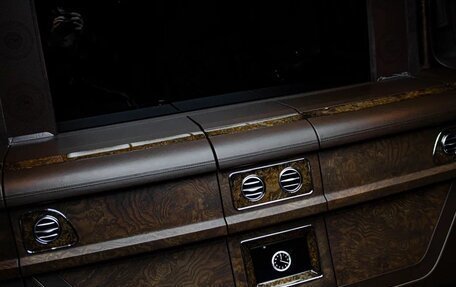 Mercedes-Benz V-Класс, 2018 год, 18 900 000 рублей, 28 фотография