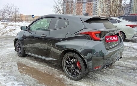 Toyota Yaris, 2020 год, 5 500 000 рублей, 4 фотография