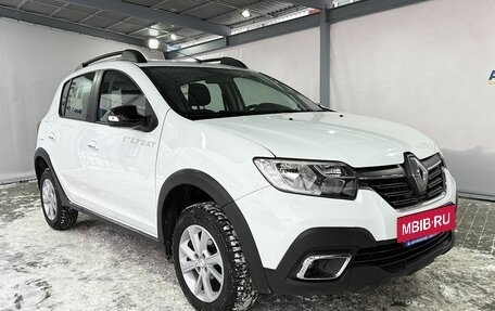 Renault Sandero II рестайлинг, 2020 год, 1 329 000 рублей, 7 фотография